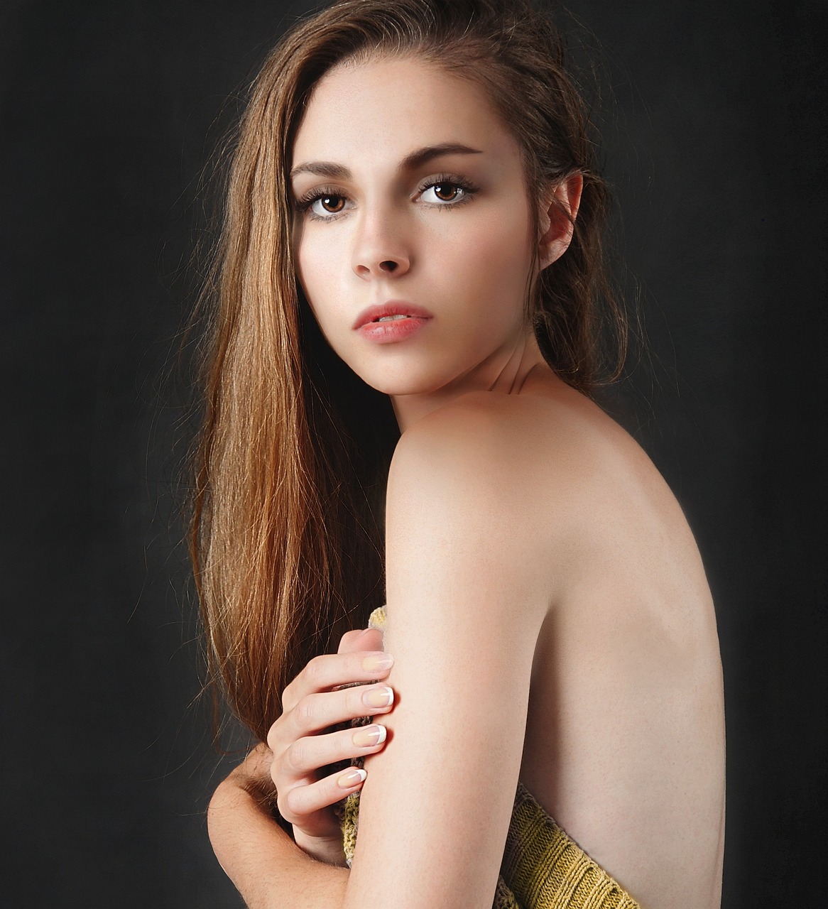 東京で美容整体を受ける際、生理中の小顔矯正は可能ですか？